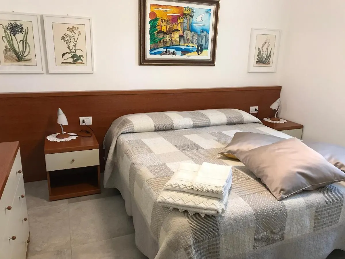 Apartment Casa Mary Due - Trilocale Con Giardino Privato A Due Passi Dal Lago Sirmione