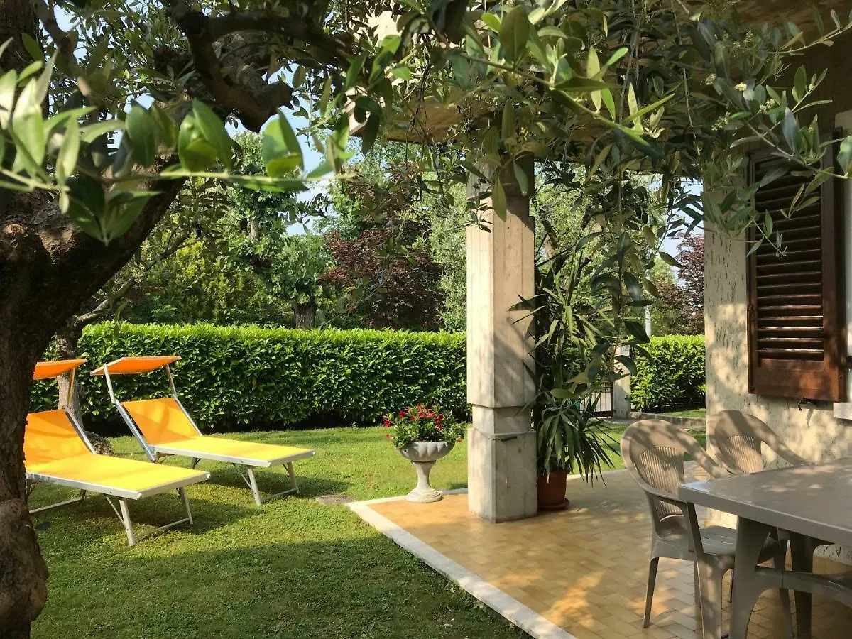 Casa Mary Due - Trilocale Con Giardino Privato A Due Passi Dal Lago Sirmione Italy