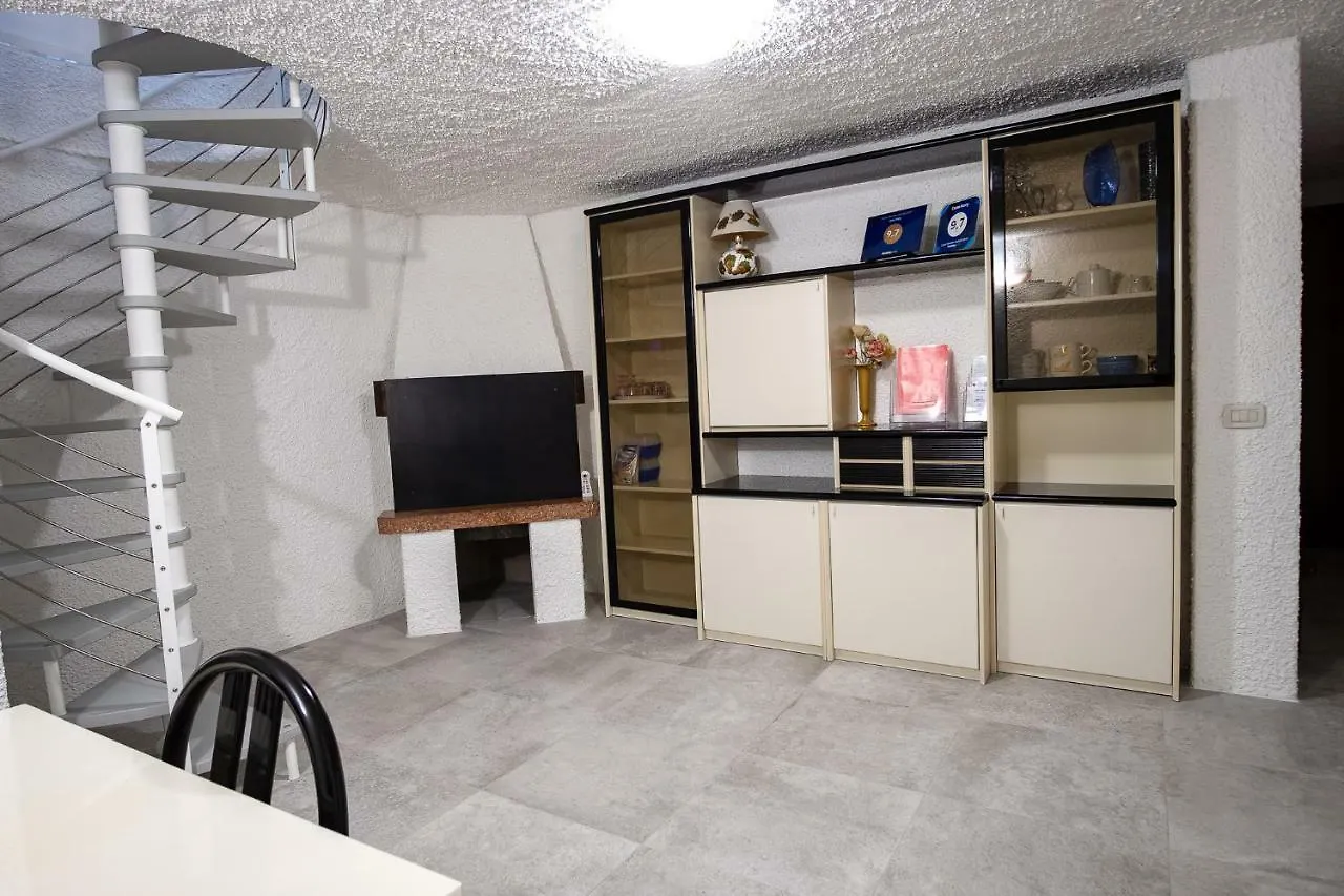 Casa Mary Due - Trilocale Con Giardino Privato A Due Passi Dal Lago Sirmione Apartment